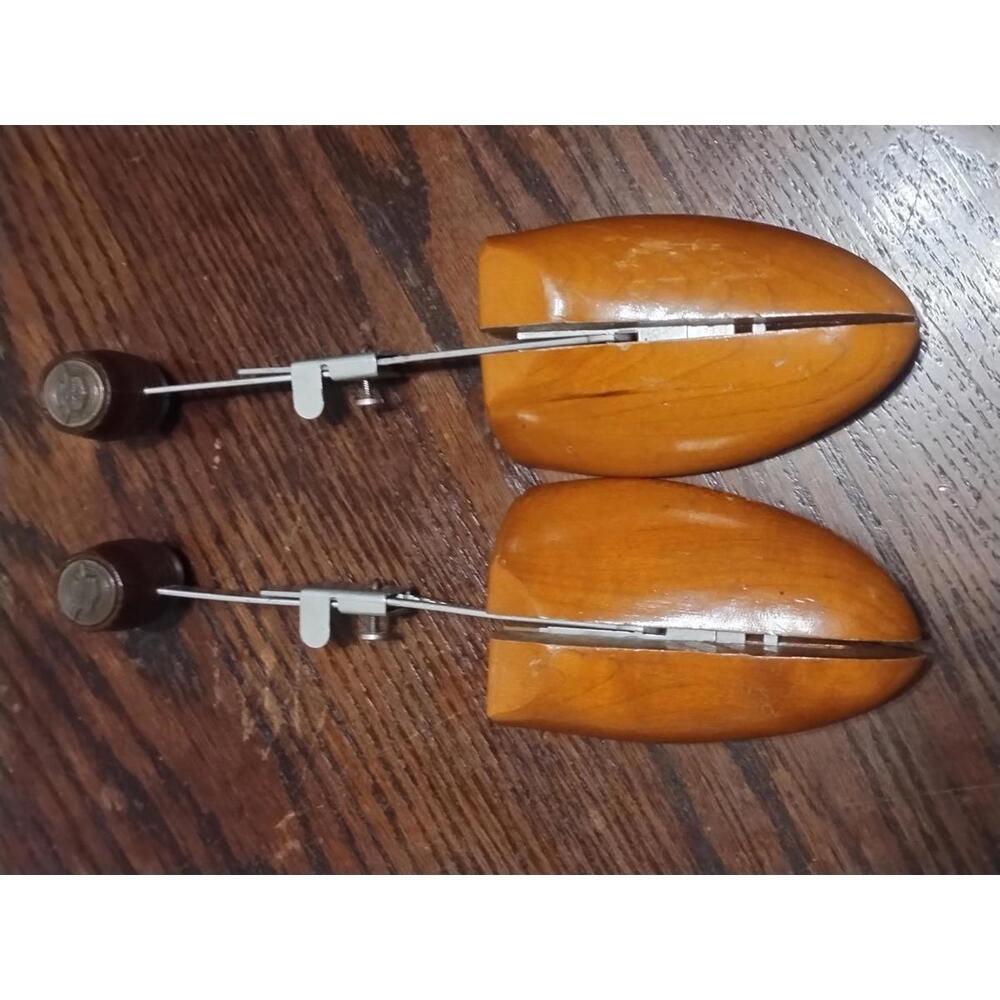 Vintage Florshiem Adjustable Wood Shoe Tree Stretcher #4 10 1/2" to 12"